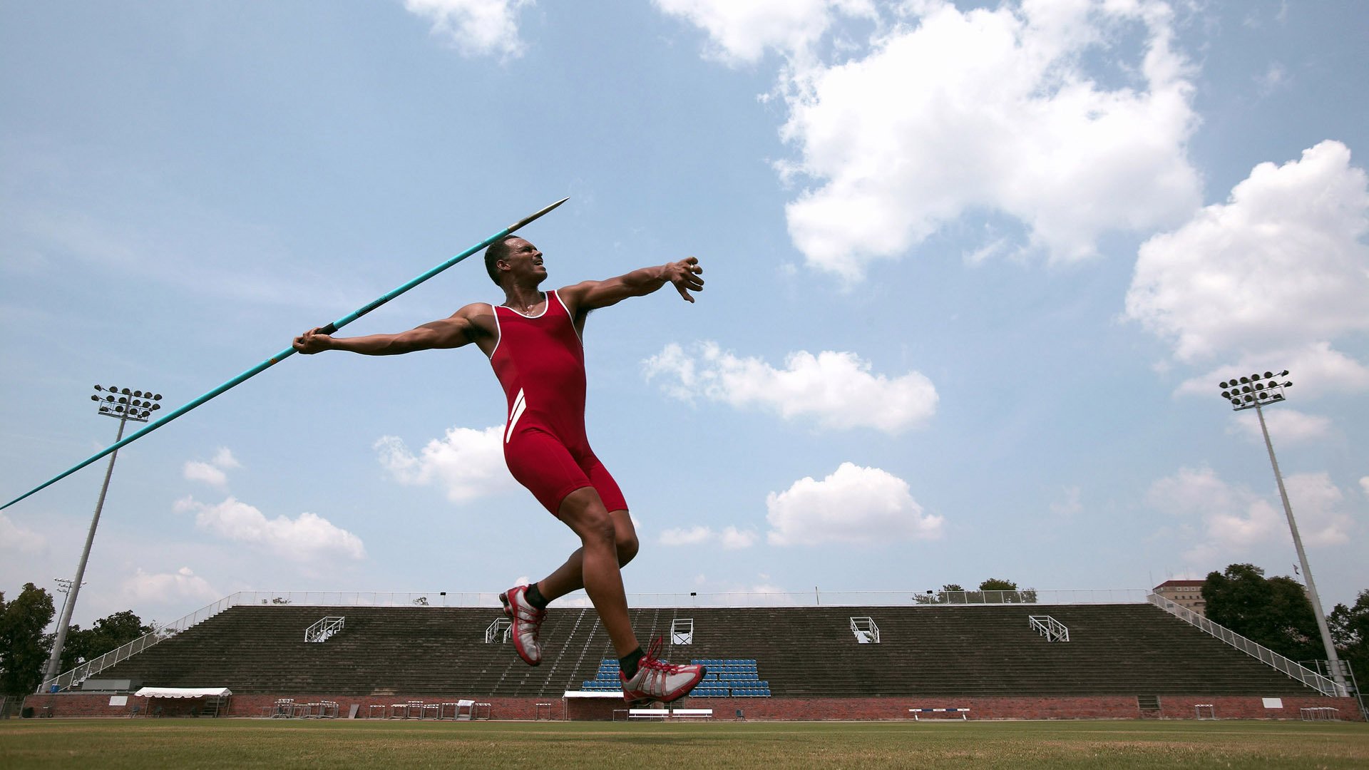 现代篮球战术趋势全面分析，现代篮球技术